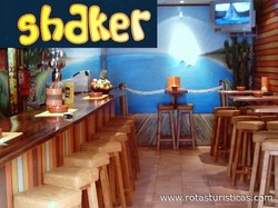 Shaker Bar 